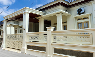 Dijual Rumah Classic Mewah di Pango Raya Dekat Jembatan Pango - Hunian Cantik di Lokasi Elit!