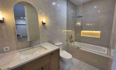 Rumah terawat di pondok indah jakarta selatan