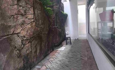 Disewakan Termurah Rumah 2 lantai bersih terawat dekat Gwalk Citraland