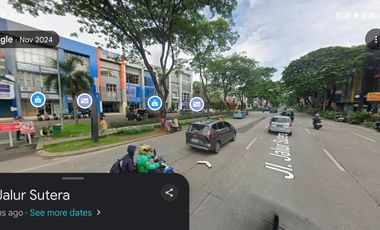 Ruko Alam Sutera di jalan besar Jalur Sutera 3,5 lantai