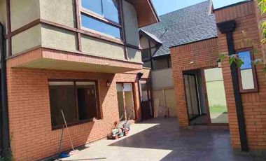 SE VENDE AMPLIA CASA EN VALLE LAS MONJAS , LOMAS DE SAN ANDRES