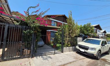 LA FLORIDA, COMODA CASA REMODELADA MUY BIEN CUIDADA.