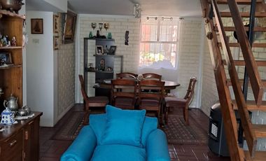 LA FLORIDA, COMODA CASA REMODELADA MUY BIEN CUIDADA.