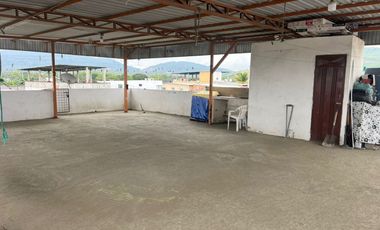 CASA EN VENTA EN PASO LATERAL DE LA CIUDAD DE PORTOVIEJO