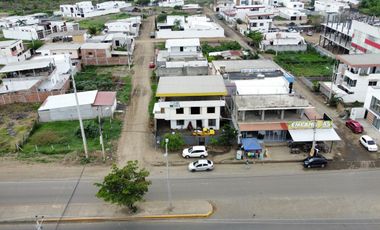 CASA EN VENTA EN PASO LATERAL DE LA CIUDAD DE PORTOVIEJO
