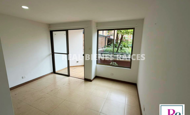 Apartamento de segundo piso en exclusiva unidad cerrada.