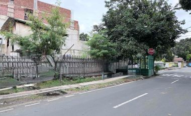 Dijual Tanah Kav Hoek Jalan Raya 3 Row di Cemput Barat