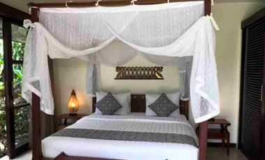 Villa Freehold Dengan 5 Kamar di Payogan Ubud