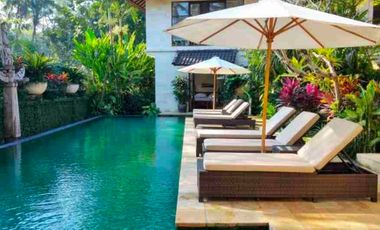 Villa Freehold Dengan 5 Kamar di Payogan Ubud