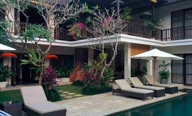 Villa Freehold Dengan 5 Kamar di Payogan Ubud