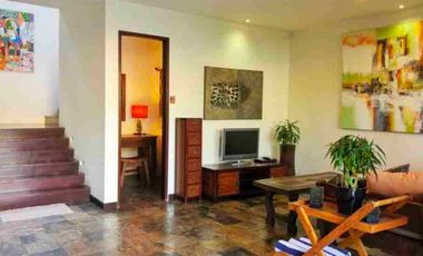 Villa Freehold Dengan 5 Kamar di Payogan Ubud