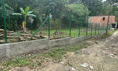 LOTE EN EL CASCO URBANO DE MINCA.-