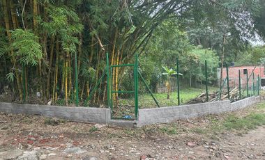 LOTE EN EL CASCO URBANO DE MINCA.-