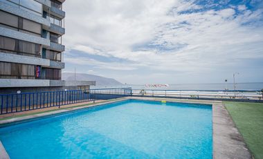 SE VENDE DEPTO EN EDIFICIO ALTO DEL PARQUE.