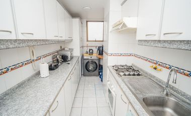 SE VENDE DEPTO EN EDIFICIO ALTO DEL PARQUE.