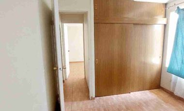 SE VENDE CASA EN CASABLANCA AVENIDA  PRINCIPAL