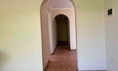 SE VENDE CASA EN CASABLANCA AVENIDA  PRINCIPAL