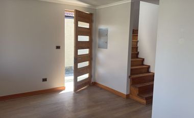 ACOGEDORA  Y LINDA CASA EN HACIENDA LA ESMERALDA III TALCA ORIENTE