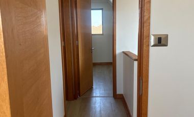 ACOGEDORA  Y LINDA CASA EN HACIENDA LA ESMERALDA III TALCA ORIENTE