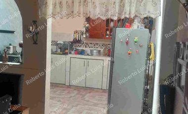 Vendo casa 1er. piso con aire en san luis Beltrán Manrique Oriental