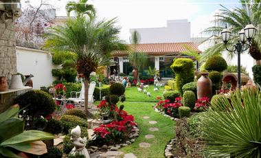 Casa en venta, ubicada atrás de la comercial |  Col. Los Ángeles Uruapan