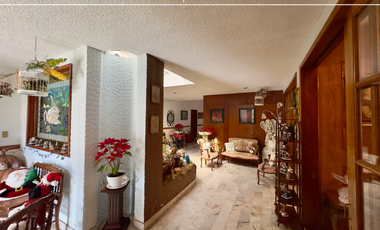 Casa en venta, ubicada atrás de la comercial |  Col. Los Ángeles Uruapan