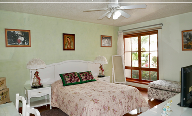 Casa en venta, ubicada atrás de la comercial |  Col. Los Ángeles Uruapan