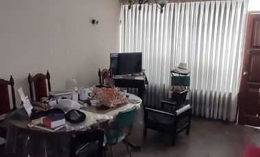 Vendo casa por remodelar en Cecado limite con Pueblo Libre