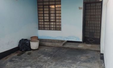 Vendo casa por remodelar en Cecado limite con Pueblo Libre