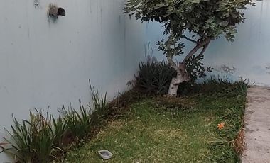 Vendo casa por remodelar en Cecado limite con Pueblo Libre