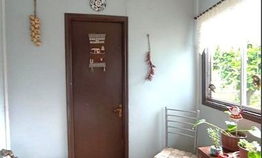 Casa sector Krahmer  excelente estado $ 270.000.000.