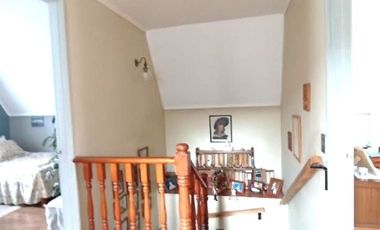 Casa sector Krahmer  excelente estado $ 270.000.000.