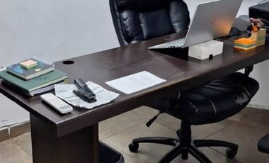 OFICINA AEN RENTA CON TRES PRIVADOS Y AREA COMUN