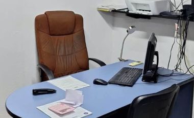 OFICINA AEN RENTA CON TRES PRIVADOS Y AREA COMUN