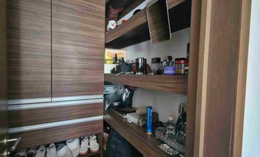 Amplio y discreto departamento en venta en el Country Club