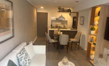 BONITO DPTO DE ESTRENO EN VENTA EN MIRAFLORES