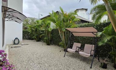 Departamento de Alquiler en Urb. Villas del Bosque