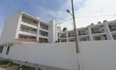 HOTEL EN REMATE EN GÓMEZ FARÍAS 1-A, CENTRO, MELAUQE, CIHUATLÁN , JALISCO