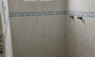 CASA EN VENTA EN LOMAS DE RIO MEDIO