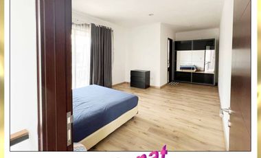 DIJUAL / DISEWAKAN RUMAH Hoek 2 Lantai di Perumahan Golf Island Pantai Indah Kapuk. Jakarta Utara.