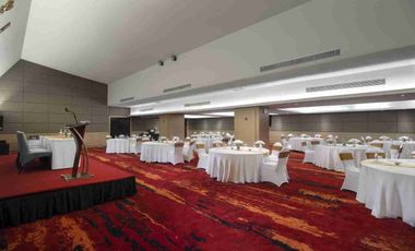 Dijual murah Via lelang Hotel 5 lantai Di Tuban Kuta .Badung Bali