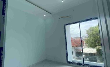 Rumah 2 Lantai bukit palma pakal citraland surabaya
