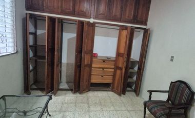 Habitación Semi-Amoblada en Alquiler en la Alborada, Planta Baja, Parqueo, Incluye Servicios, Norte de Guayaquil