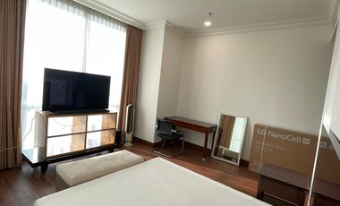 Disewakan Apartemen Pakubuwono View 4BR