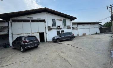 Warehouse near Soetta Airport, 1933 m² land, full permits, 2 floors, Rp 13B nego
