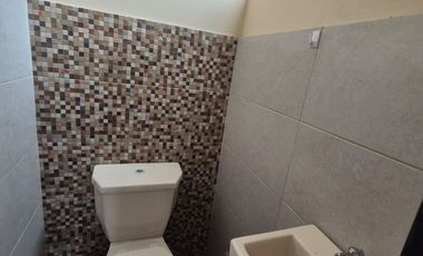 Departamento en Alquiler en Lomas de Urdesa, 2 Habitaciones, 1 Baño y medio, Norte de Guayaquil.