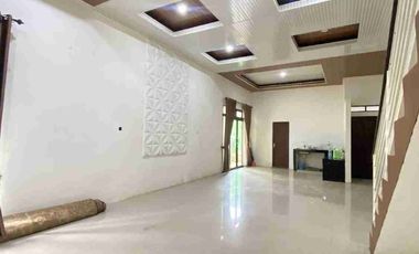 RUMAH DI KOPENG DEKAT STUKPA