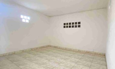 RUMAH DI KOPENG DEKAT STUKPA