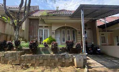 RUMAH DENGAN LOKASI STRATEGIS DI MEGA RESIDEN SUKABUMI