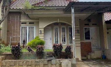 RUMAH DENGAN LOKASI STRATEGIS DI MEGA RESIDEN SUKABUMI